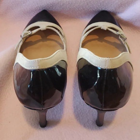 JUSTFAB HEELS - Picture 7 of 10